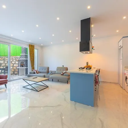 别墅 Lighthouse 2 Kapali Havuzlu Tatil Villasi 卡斯